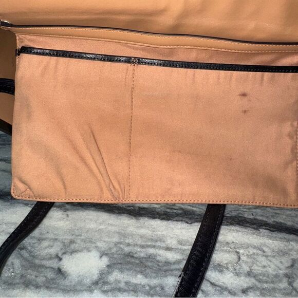 Tory Burch Robinson Black Leather Tote Bag - Picture 7 of 16